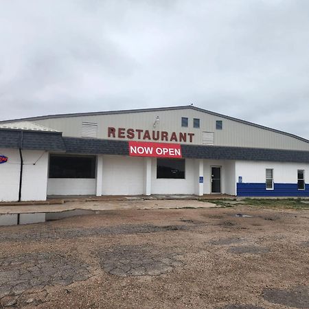 1St Inn By Oyo Quinter Hwy 70 Ks Kültér fotó